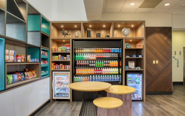 Holiday Inn - Appleton, an IHG Hotel