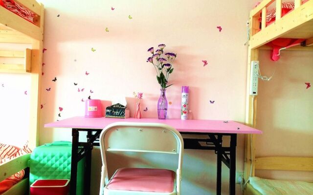 Downtown Center Youth Hostel