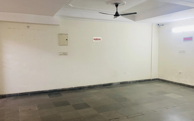 OYO 24106 Shri Raj Laxmi Palace