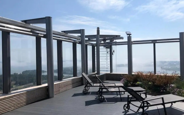 Luxury Skyscraper Apartment with Amazing view over Helsinki