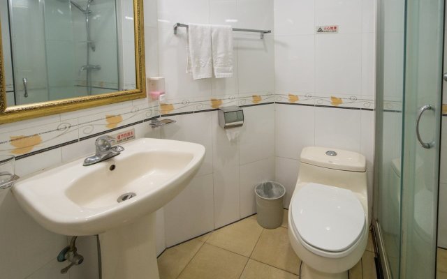 Beijing Wang Fu Jing Jade Hotel