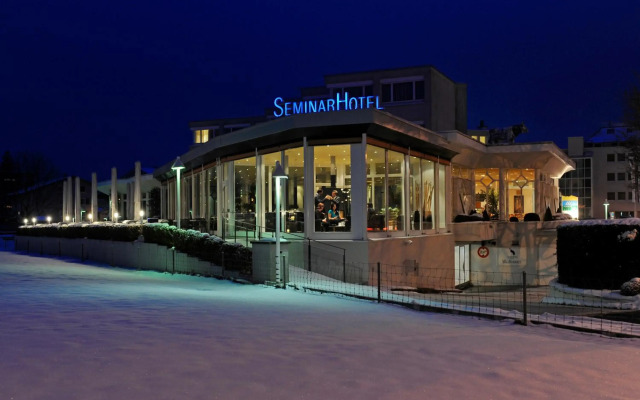 TOP SeminarHotel am Aegerisee Unteraegeri