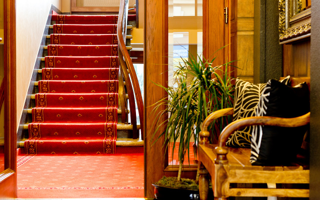 Columbus Hotel