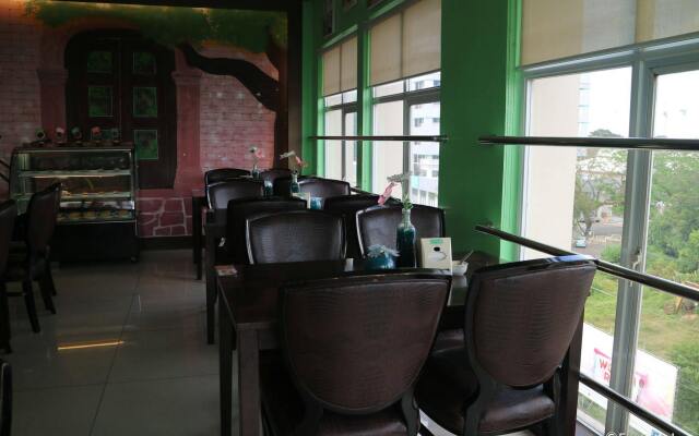 Avenue Suites Hotel