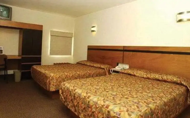 Hotel InterForum Express