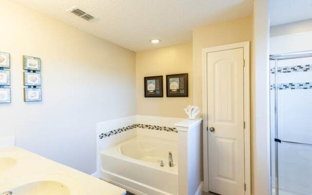 Solterra - 4404 Acorn Court