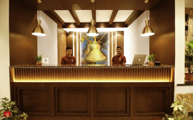 Lakhey Hotel