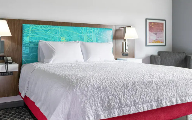 Hampton Inn By Hilton Paris