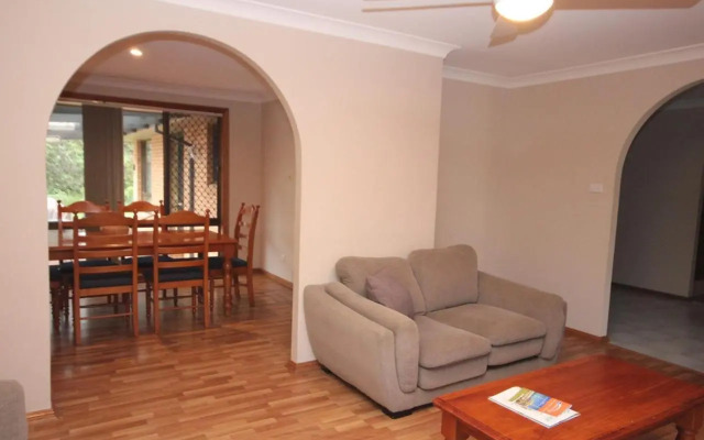 Middlerock Retreat - 92 Chepana St Lc