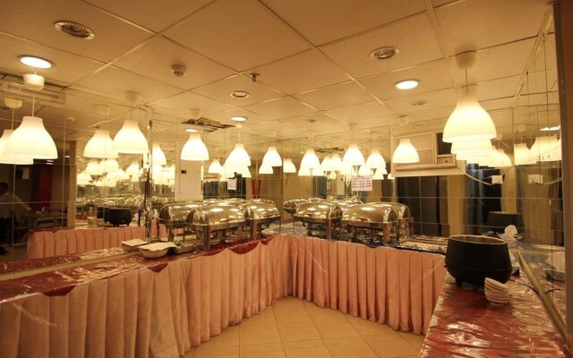 Hanin of Al Firdous Hotel