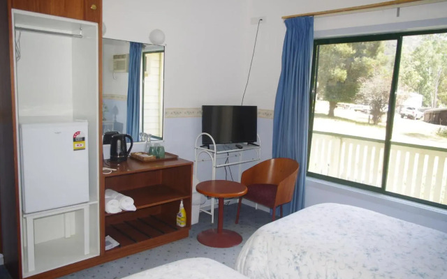 Halls Gap Tavern