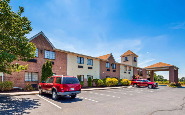 Best Western Plus Hannaford Inn & Suites