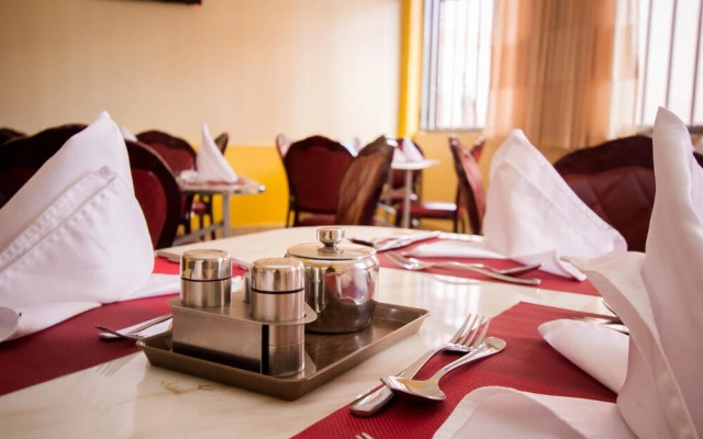 Paleo Hotel & Spa