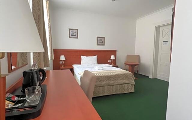 Hotel Wkra