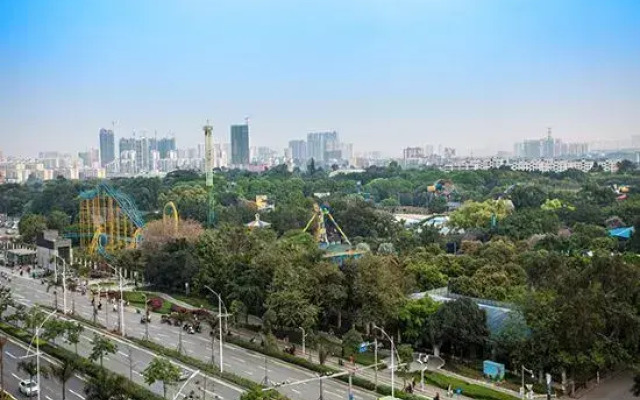 City Comfort Inn Hotel (Nanning Zoo Subway Station)
