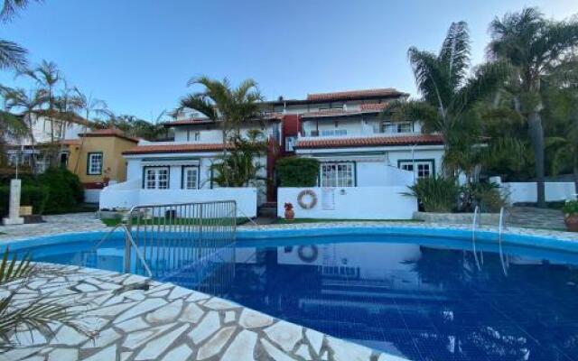 Apartments & Bungalows Finca Colón