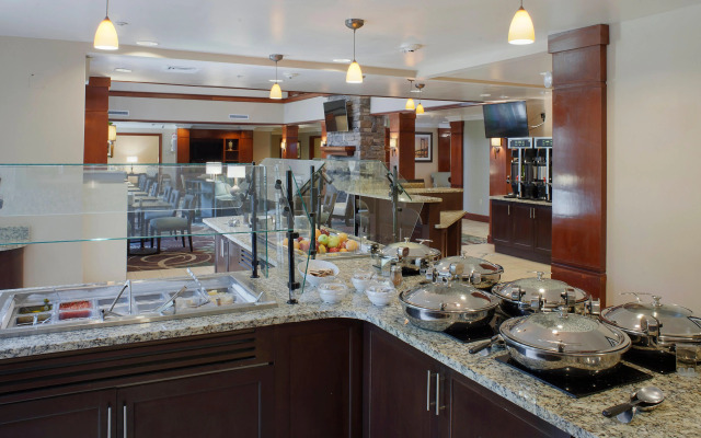 Staybridge Suites Fayetteville/Univ Of Arkansas by IHG