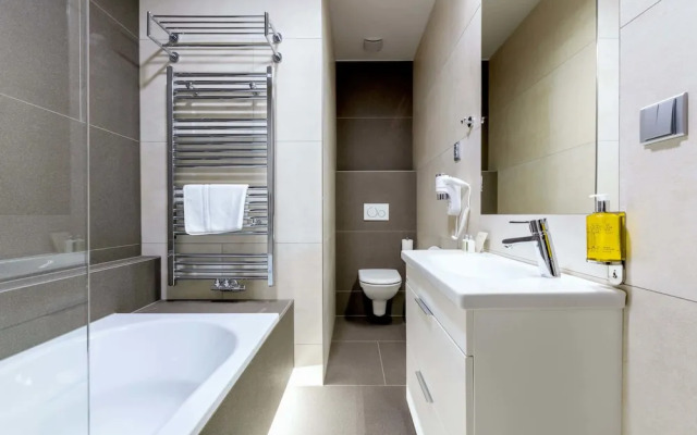 Hotel Pecr Deep