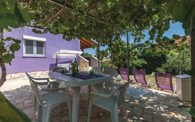 Nice Home in Premantura With Wifi and 4 Bedrooms