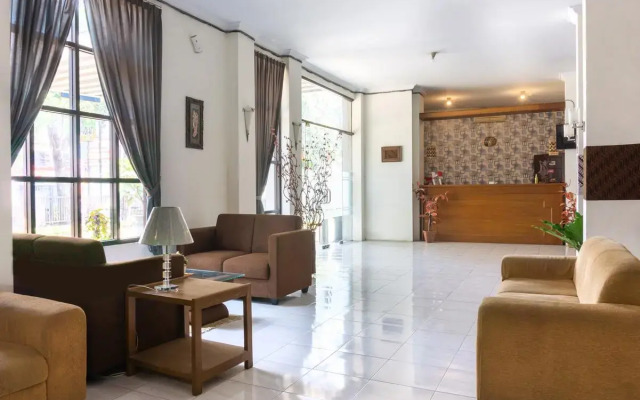 OYO 3803 Hotel Wonojati Syariah Malang