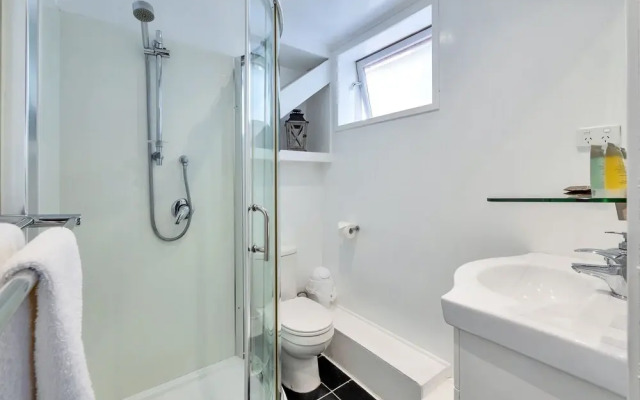 Rustic 1br in Kohimarama Parking & Wifi