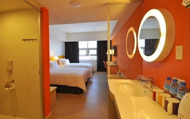 A.MAZ.INN Kending