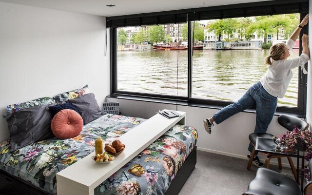 Houseboat Amsterdam - Room with a view
