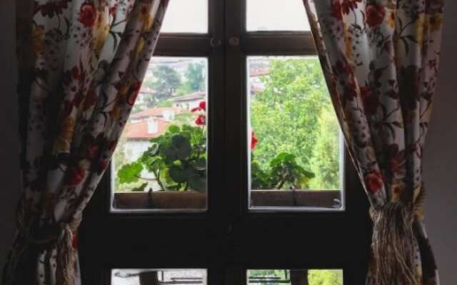 Yeni Konak Hotel