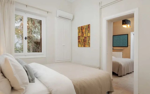 Elaia House Glyfada