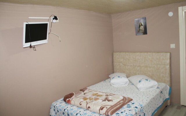 Kirmizi Yali Motel