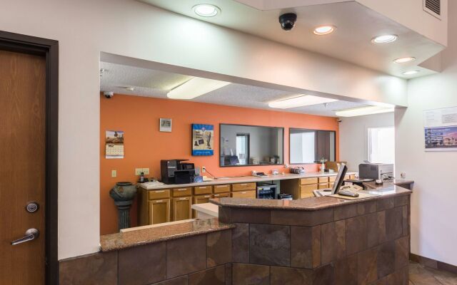 Quality Inn & Suites Junction