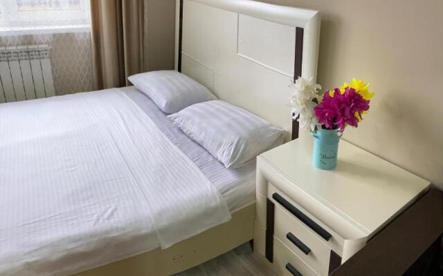 Original'naja 1 kom kvartira v serdtse Almaty