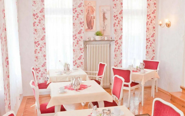 Hotel Bischoff