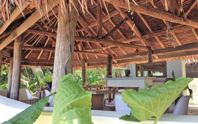 Two Canoes Island Getaway