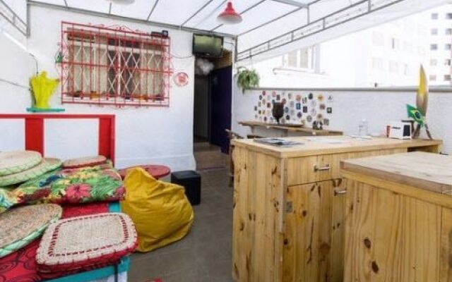 Mama Brasil Hostel