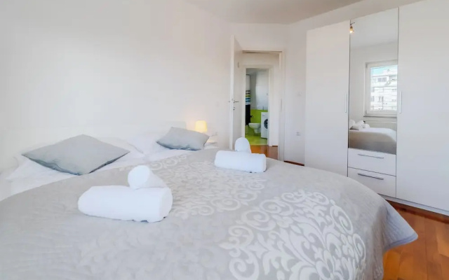 Cherry City Stay Apartment With Parking