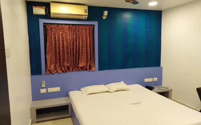 Kalaimagal Residency