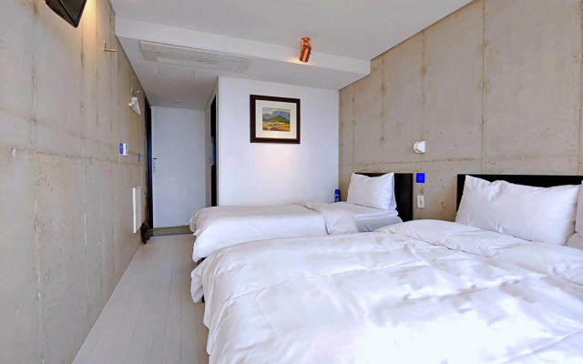 Hotel stay interview Jeju