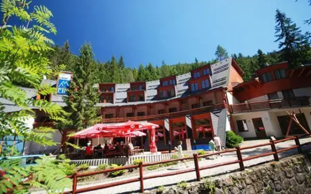 Relax Hotel Fim