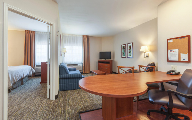 Candlewood Suites Lake Jackson Clute by IHG