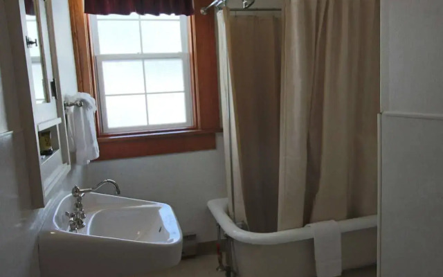 Prince of Wales Hotel