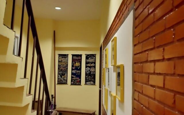 Santo House