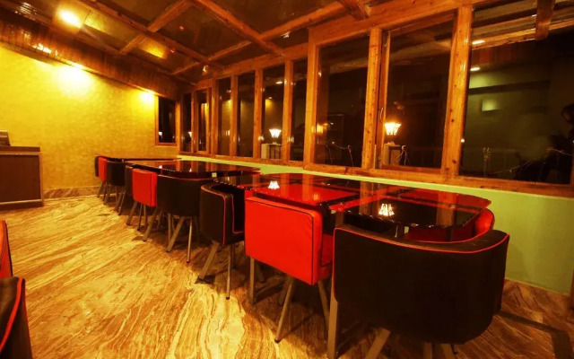 OYO 8186 Hotel Mount Royale