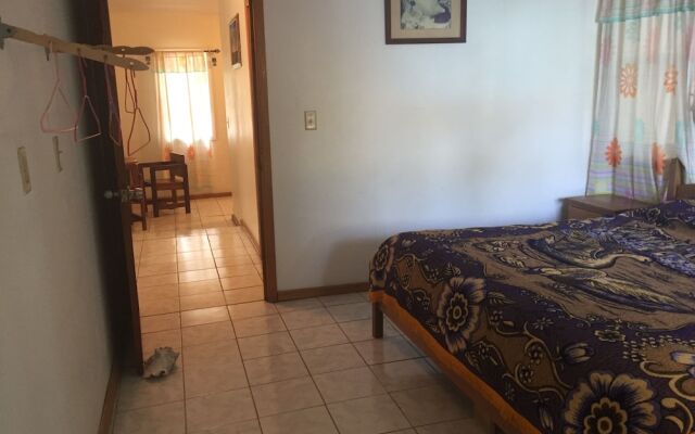 Maya Breeze Inn