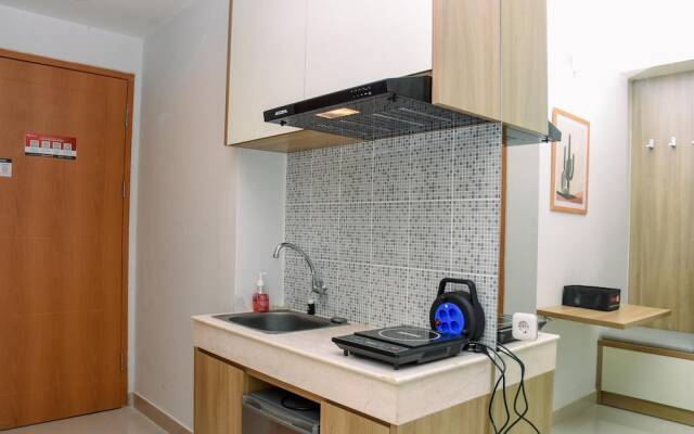 Comfy Studio Room at Evenciio Margonda Apartment