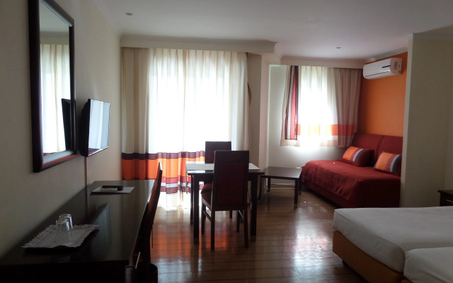 The Navigator - Palm Oasis Alvor