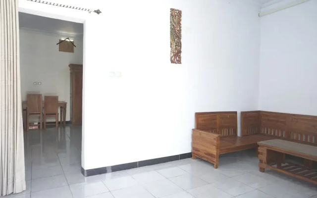 OYO Life 92886 Rumah Nyaman Radhika 2 Syariah