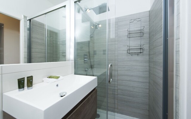 Gorgeous 2BR in Sherlock Holmes' Baker Street!