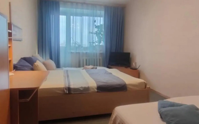 Апартаменты на Индустрии, 121