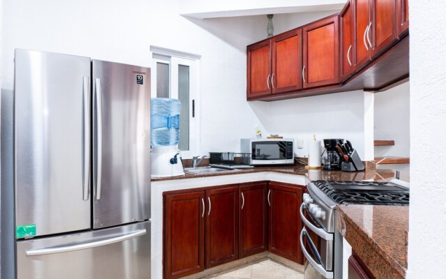 Magic Paradise A8 3 Bedroom Condo by Redawning